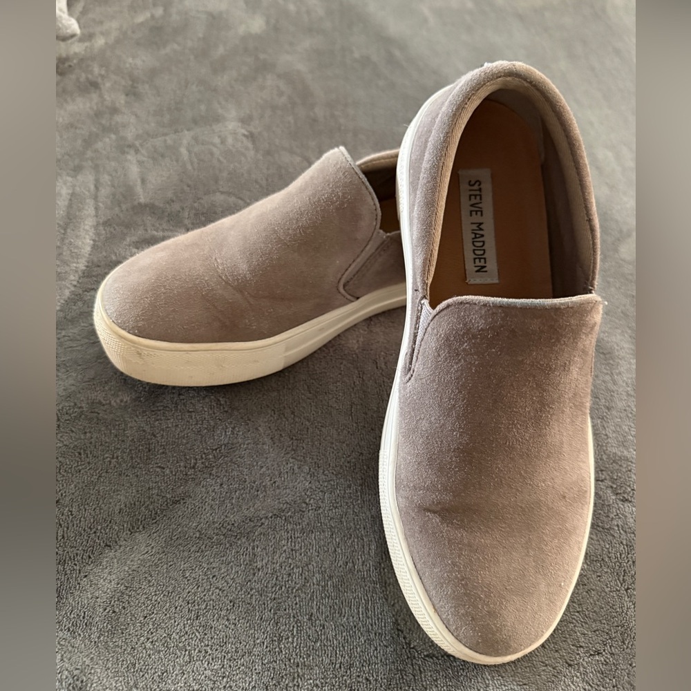 Steve Madden Women’s - Taupe